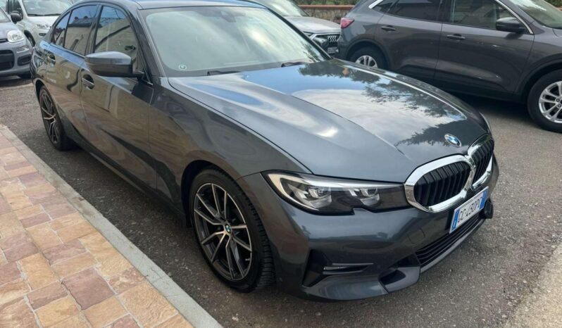 BMW 318 318d mhev 48V Sport auto pieno