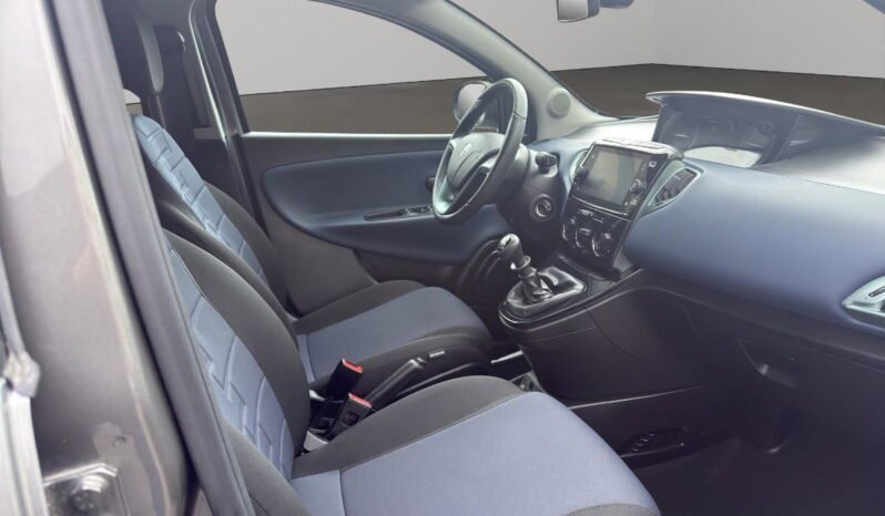 LANCIA – Ypsilon  1.0 firefly hybrid Oro s&s 70cv pieno