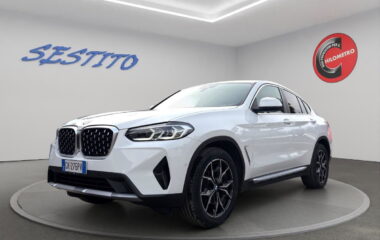 BMW – X4  xdrive20d mhev 48V auto