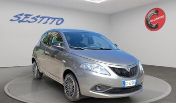 LANCIA – Ypsilon  1.0 firefly hybrid Gold s&s 70cv pieno