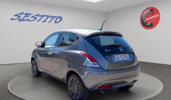 LANCIA – Ypsilon  1.0 firefly hybrid Gold s&s 70cv pieno