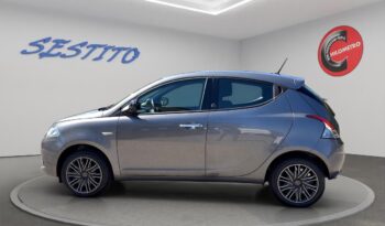 LANCIA – Ypsilon  1.0 firefly hybrid Gold s&s 70cv pieno
