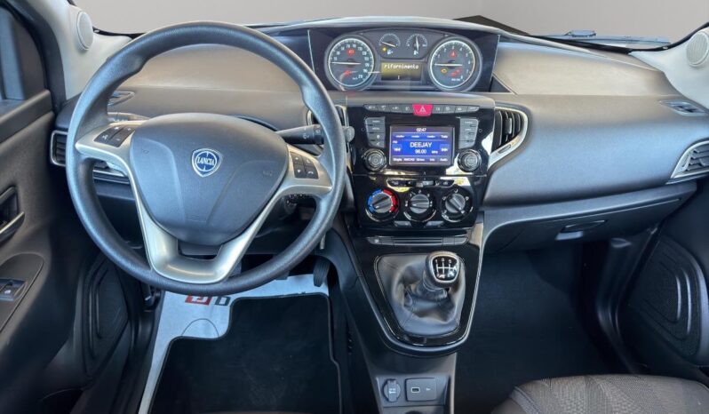 LANCIA – Ypsilon  1.0 firefly hybrid Gold s&s 70cv pieno