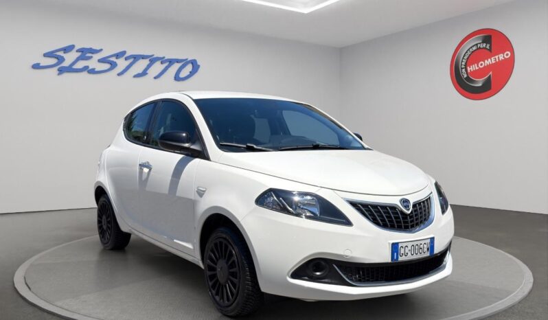 LANCIA – Ypsilon  1.0 firefly hybrid Silver s&s 70cv pieno
