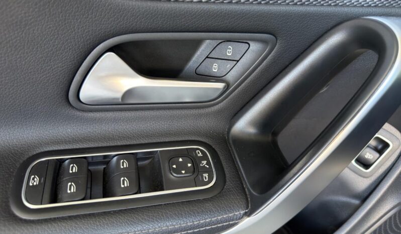 MERCEDES – Classe CLA pieno